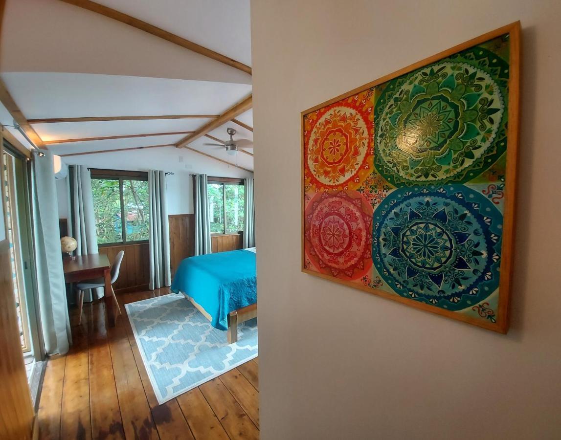 The Sunsetter Bed & Breakfast Бокас-дель-Торо Экстерьер фото