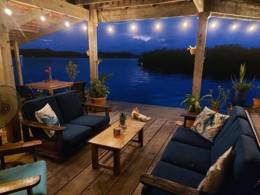 The Sunsetter Bed & Breakfast Бокас-дель-Торо Экстерьер фото